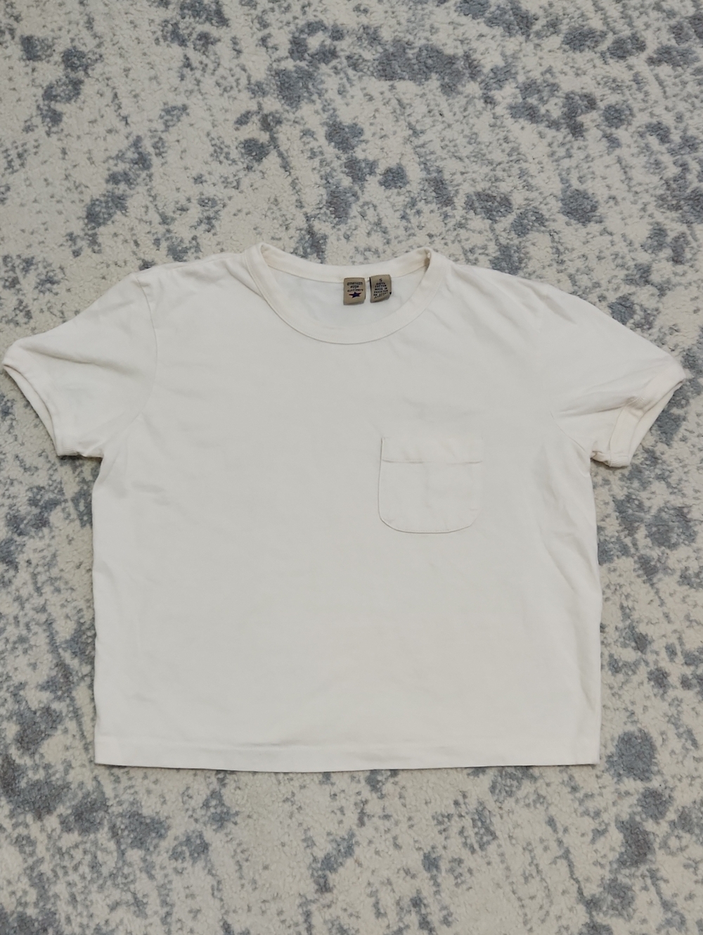 American Eagle Outfitters Cream Short Sleeve Pocket Tee